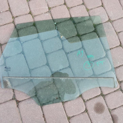 Szyba tył tylna prawa Opel Astra J IV 2013r