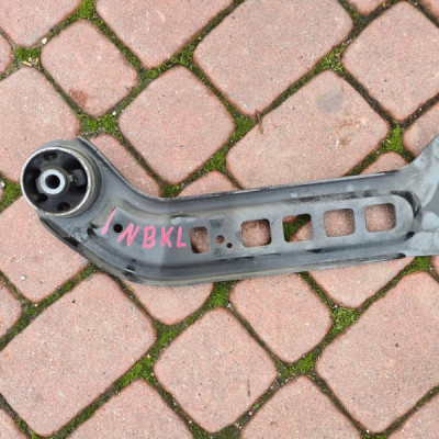 Wahacz zawieszenia kombi tył tylny Opel Insignia B