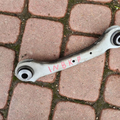 Wahacz zawieszenia kombi tył tylny Opel Insignia B