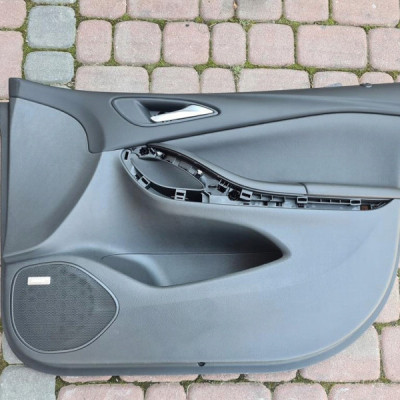 Boczek tapicerka drzwi BOSE skóra Opel Astra K V 5
