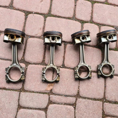 Tłok korbowód 170KM 1.6T LWC Opel Zafira C