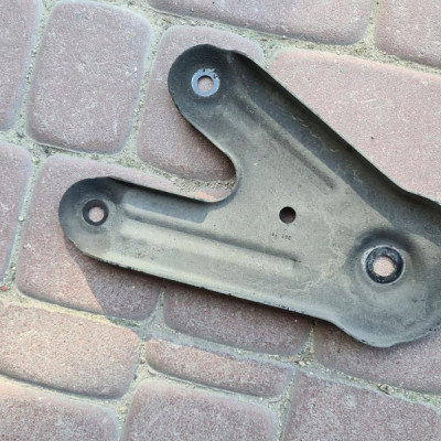 Uchwyt mocowanie wspornik Opel Insignia B