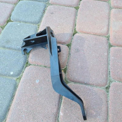 Mocowanie pompy ABS Opel Insignia B 23375964