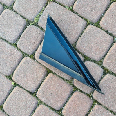 Trójkąt lusterka połysk Opel Astra K 39207211