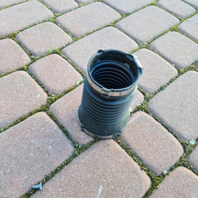 Kruciec rura powietrza Opel Astra K 72457843