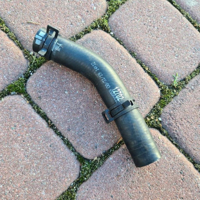 Przewód rura LIFT wody Opel Astra K V 12702515