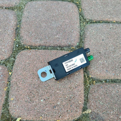 Antena wzmacniacz Opel Insignia B 23484840