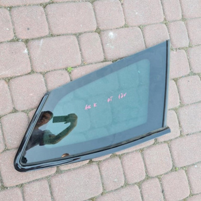 Szyba tył tylna kombi ciemna Opel Insignia B 2017r