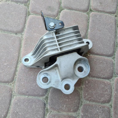 Poduszka łapa silnika Opel Insignia B 84248716