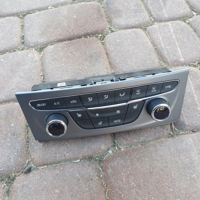 Panel nawiewu Opel Astra K V LIFT 39158163