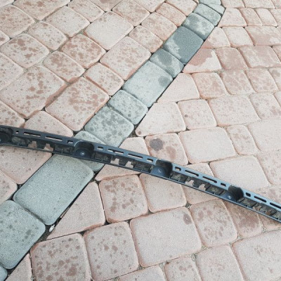 Ślizg zderzaka tylnego tył Opel Zafira C 13300746