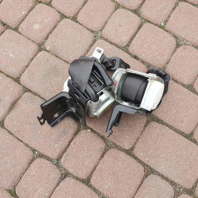 Pasy tył tylne HB wystrzelone Opel Astra K V