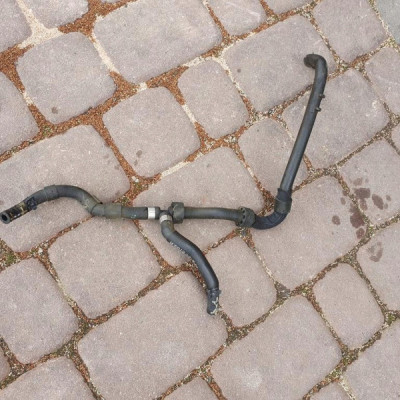 Przewód rura wody wąz 2.0TDI VW Jetta 5C6