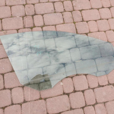 Szyba przód przednia drzwi VW Jetta 5C6 2015r