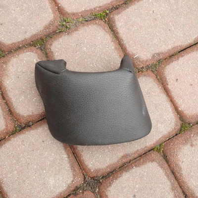 Osłona tapicerka skóra boczek wnętrza Opel Astra J