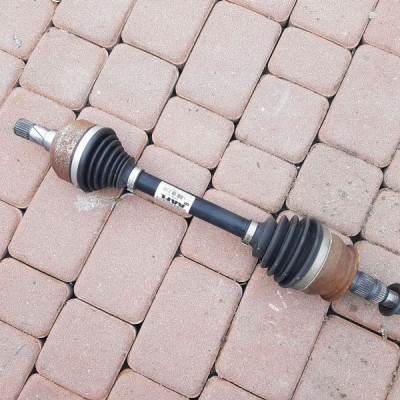 Połóś przegub 1.6 Opel Astra J IV 4 AAFL 13335135