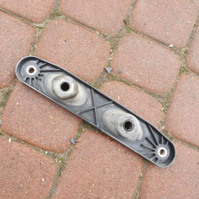 Siatka wydech tłumik wieszak VW Jetta 5C6