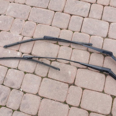 Ramiona wycieraczek EUROPA VW Jetta 5C6