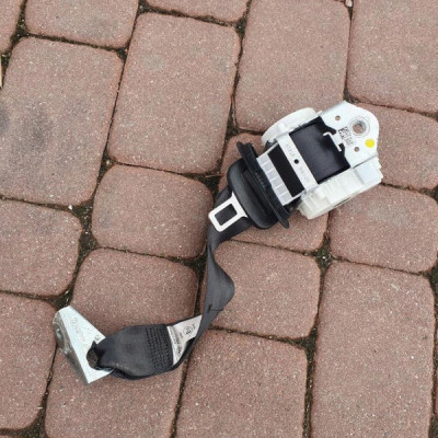 Pas tyl tylny prawy VW Jetta 5C6 5C6857806D