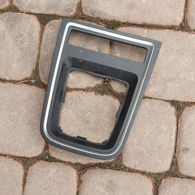 Obudowa osłona biegów VW Jetta 5C6 5C7711113C