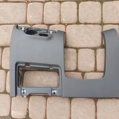 Obudowa osłona deski VW Jetta 5C6 5C7858365C