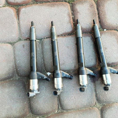 Wtryskiwacze 1.6CDTI Opel Insignia B 55578075