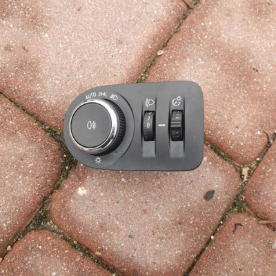 Przełącznik świateł europa Opel Astra K V 39050759