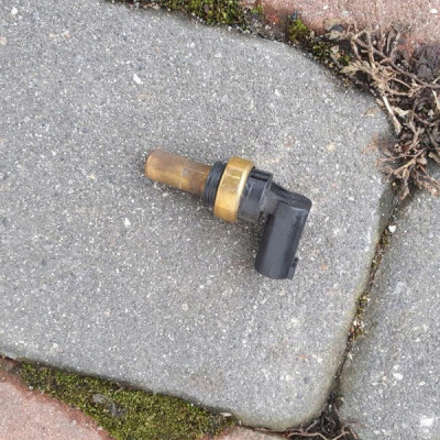 Czujnik temperatury 1.6T Opel Zafira C 12656444