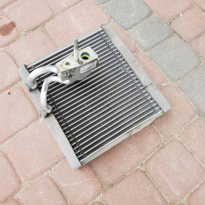 Nagrzewnica klimatyzacji Opel Insignia 52438025