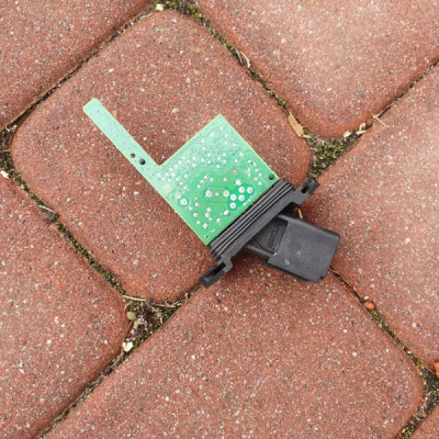 Moduł sterownik szyby Opel Zafira C 915722-103