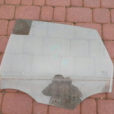 Szyba tył tylna Opel Astra J IV 2010r