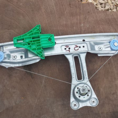 Podnośnik mechanizm podnoszenia szyby tył Astra J