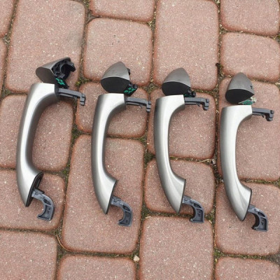 Klamka klamki zewnetrzne lewy przód Z10A Opel Astra K V 5