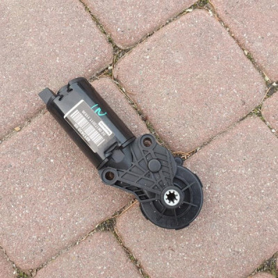 Silniczek fotela regulacja Opel Insignia 451343005