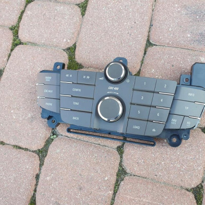 Panel radia klimatyzacji Opel Insignia 13277911