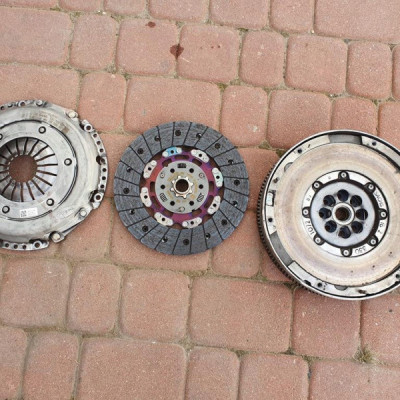 Sprzęgło komplet dwumas Astra K V 1.4T 55570175