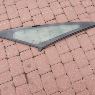 Szyba przód przednia lewa Opel Zafira C 2018r