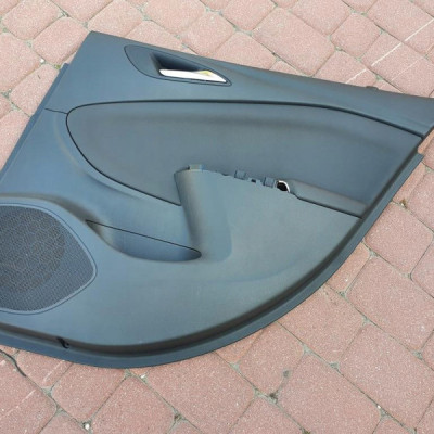 Boczek tył tylny skóra kombi Opel Astra 5 K V