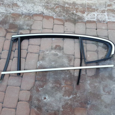 Uszczelka zgarniacz OPC Opel Insignia SEDAN HB