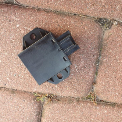 Moduł czujnik boczka drzwi Opel Insignia 20861254