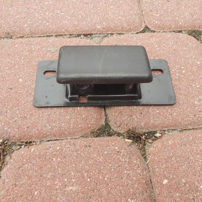 Zamek klapy tylnej drzwi Vivaro Trafic 3