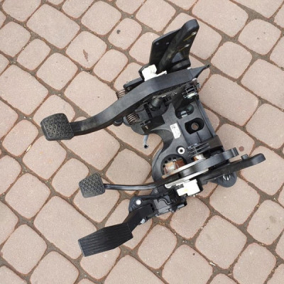 Pedały Europa komplet Opel Astra K V 39117364