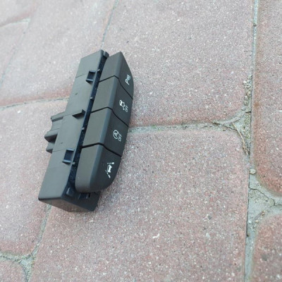 Przycisk SPORT ESP Opel Astra K V 13432237