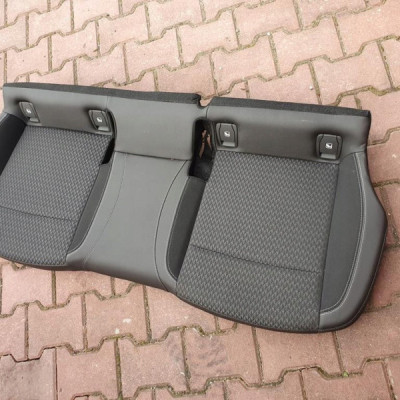 Kanapa siedzisko oparcie tył Opel Astra K V 5