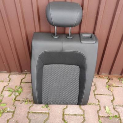 Kanapa siedzisko oparcie tył Opel Astra K V 5