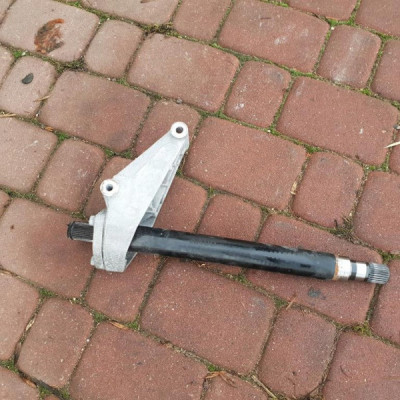 Półoś półośka podpora Opel Astra J IV 13369660