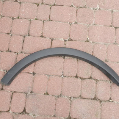 Listwa błotnika lewa Ford Kuga 8V41-S286D03-AC
