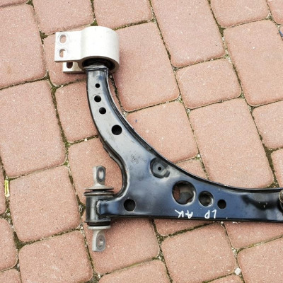 Wahacz przód przedni lewy IGŁA 17r Opel Astra K V