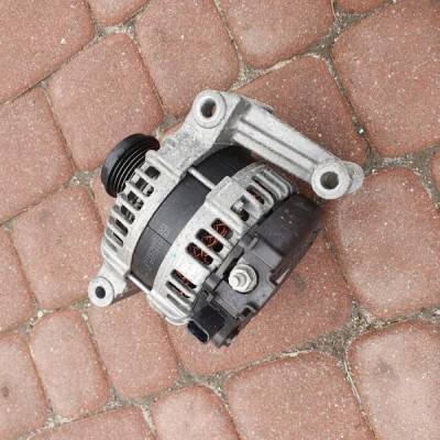 Alternator 1.4T Opel Astra K V 13513070