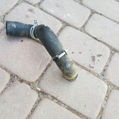 Przewód wąż rura wody Renault Captur 215030997R